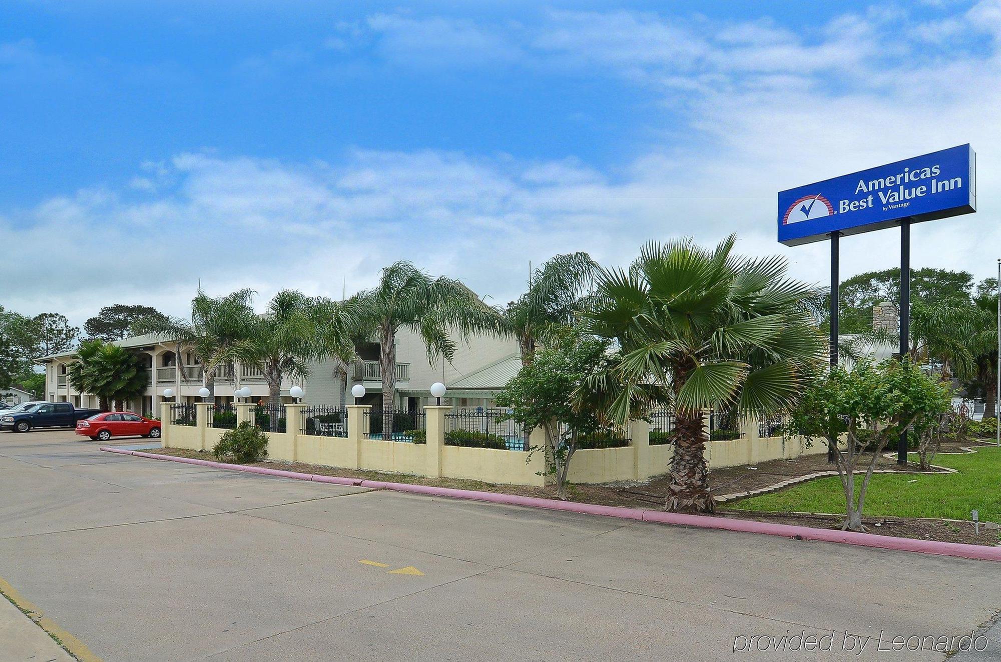 Americas Best Value Inn West Columbia Exterior foto