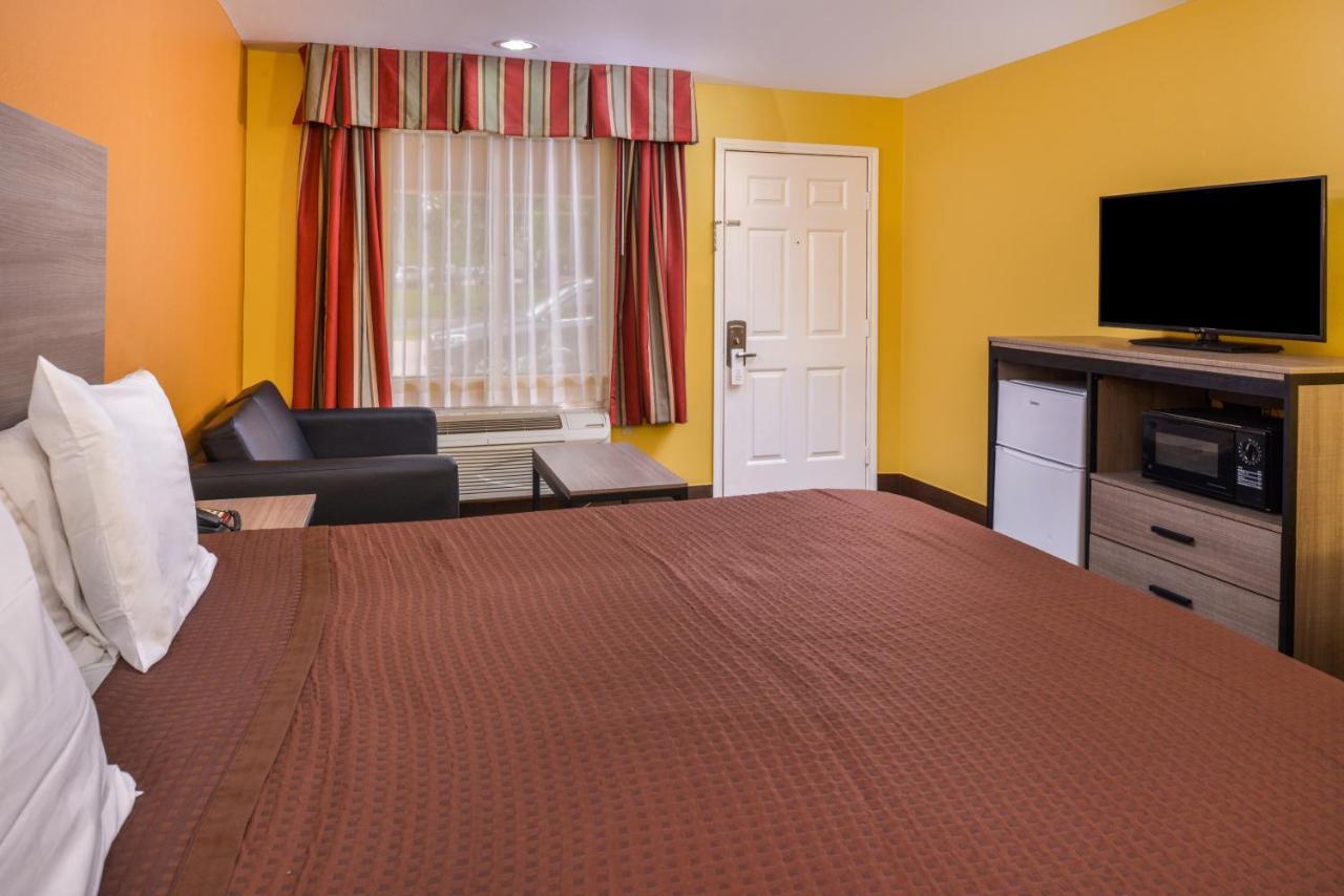 Americas Best Value Inn West Columbia Exterior foto